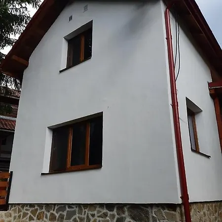 New And Comfortable Two Bedroom House Holiday home Garana